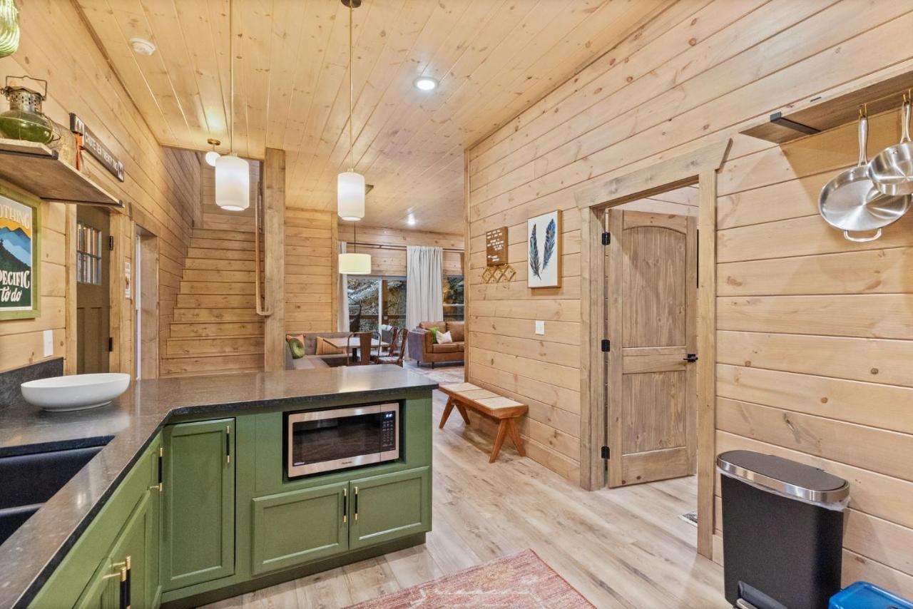 Villa Mins To Gburg Sleeps 8 Hot Tub Arcade Area Pool Gatlinburg Exterior foto